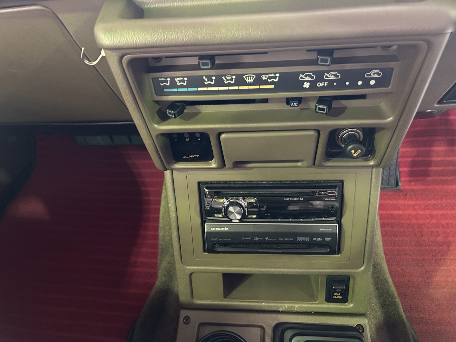 1988 MITSUBISHI PAJEROＬ149Ｇ   2.5ディーゼルエクシード 4WD 7名　AT ターボの写真15