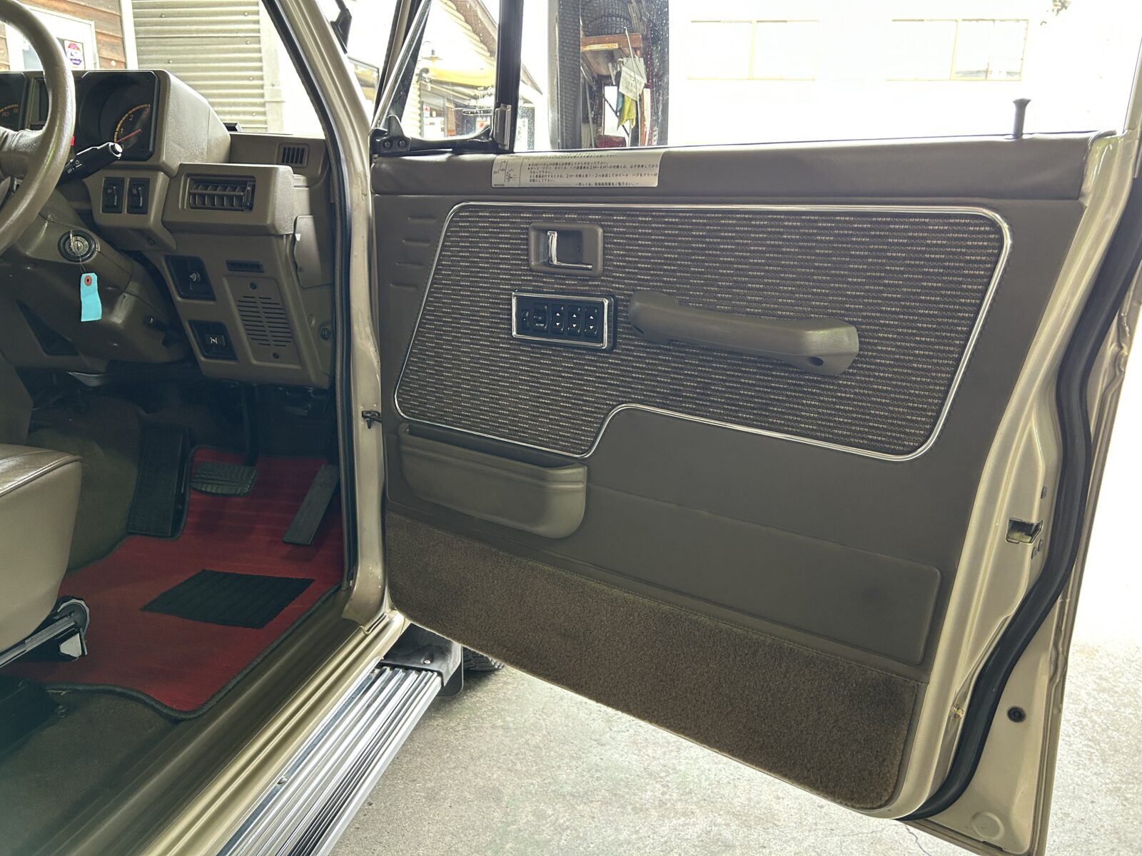 1988 MITSUBISHI PAJEROＬ149Ｇ   2.5ディーゼルエクシード 4WD 7名　AT ターボの写真17