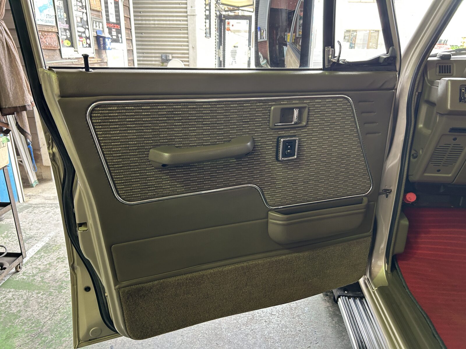 1988 MITSUBISHI PAJEROＬ149Ｇ   2.5ディーゼルエクシード 4WD 7名　AT ターボの写真22