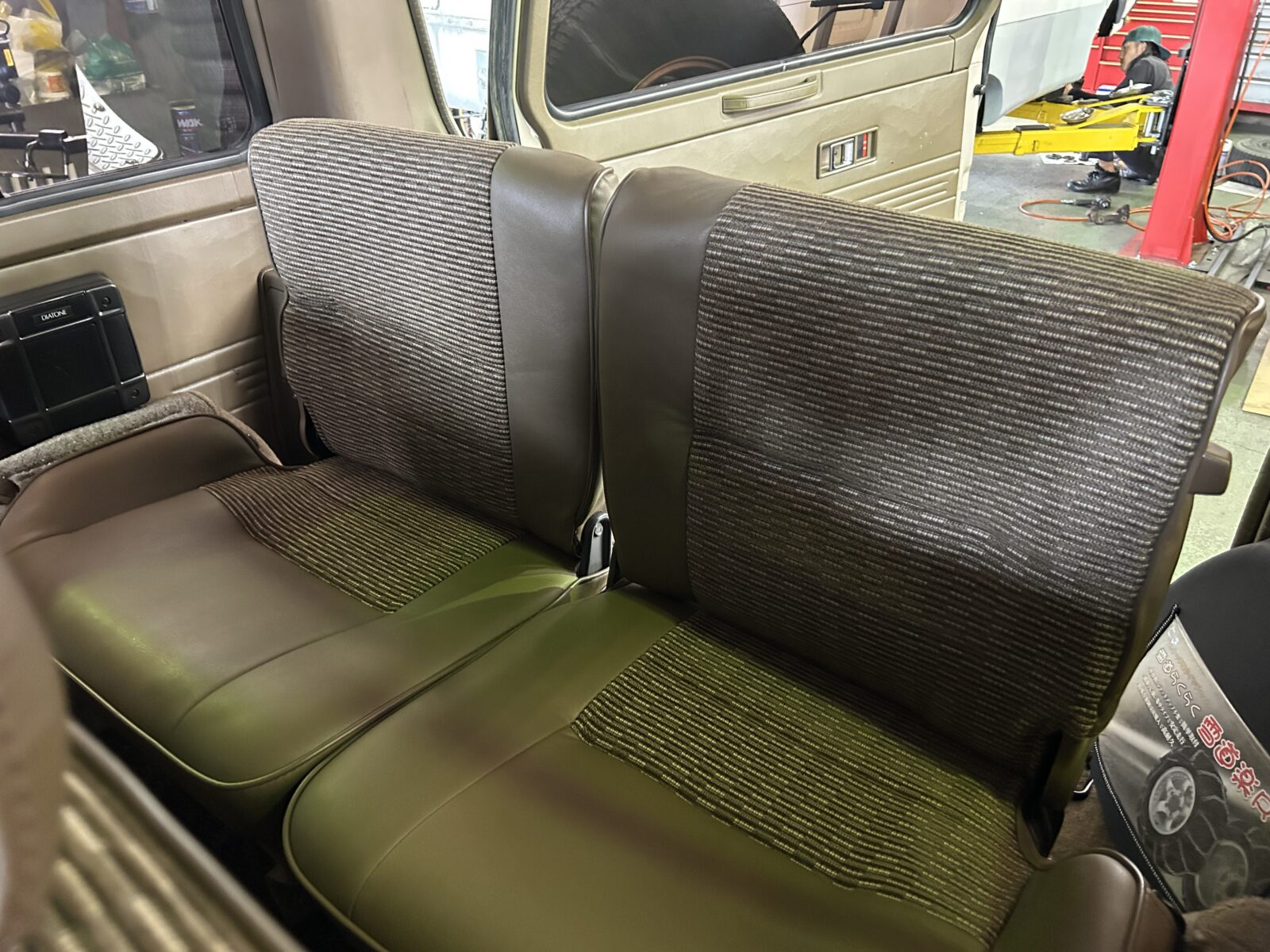 1988 MITSUBISHI PAJEROＬ149Ｇ   2.5ディーゼルエクシード 4WD 7名　AT ターボの写真26