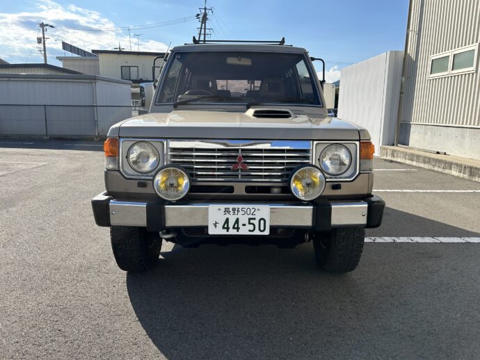 1988 MITSUBISHI PAJEROＬ149Ｇ   2.5ディーゼルエクシード 4WD 7名　AT ターボの写真3