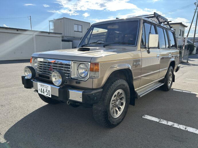 1988 MITSUBISHI PAJEROＬ149Ｇ   2.5ディーゼルエクシード 4WD 7名　AT ターボの写真2