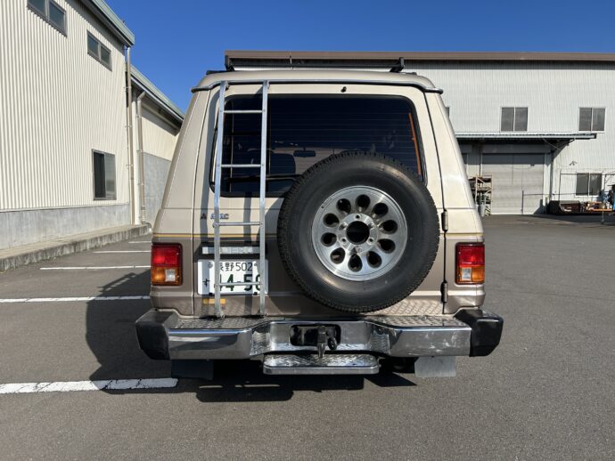 1988 MITSUBISHI PAJEROＬ149Ｇ   2.5ディーゼルエクシード 4WD 7名　AT ターボの写真5