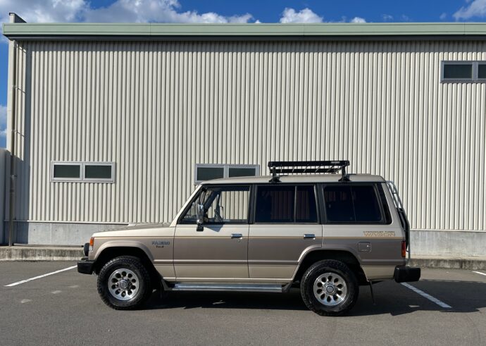 1988 MITSUBISHI PAJEROＬ149Ｇ   2.5ディーゼルエクシード 4WD 7名　AT ターボの写真6
