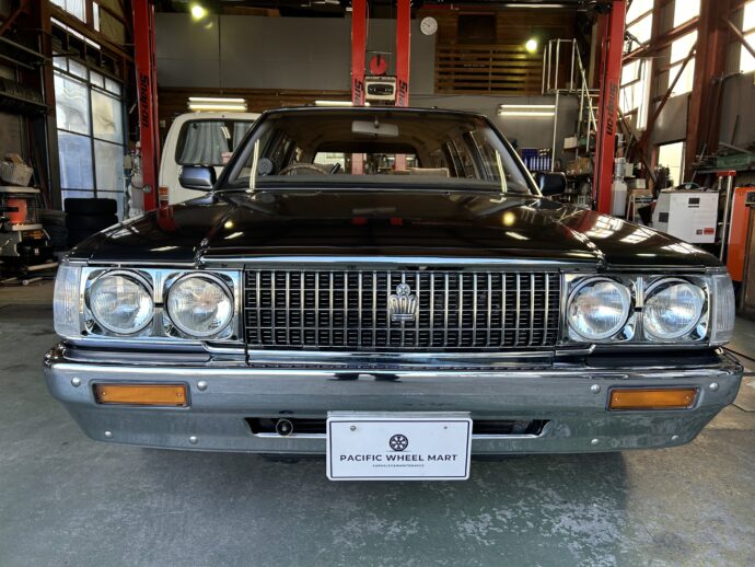 1994年 TOYOTA 130CROWMWAGON ベンコラ 丸目 メッキバンパーの写真2