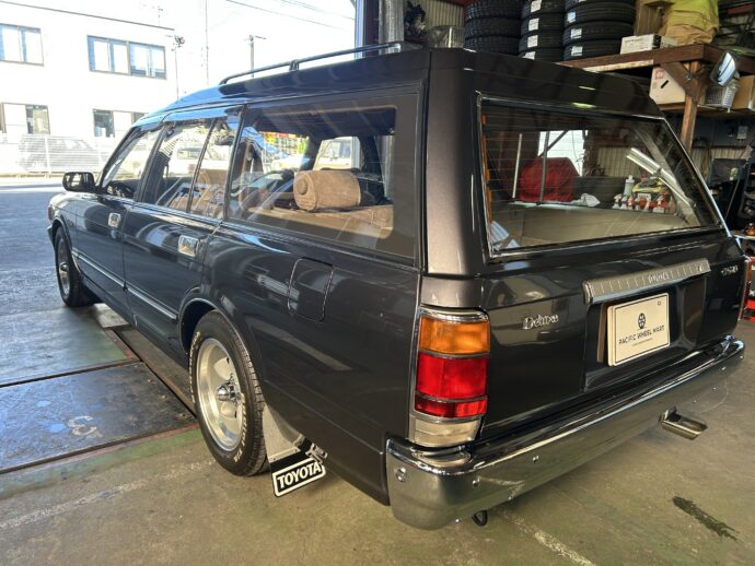 1994年 TOYOTA 130CROWMWAGON ベンコラ 丸目 メッキバンパーの写真7