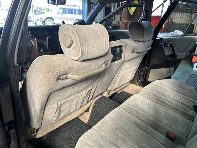 1994年 TOYOTA 130CROWMWAGON ベンコラ 丸目 メッキバンパーの写真22