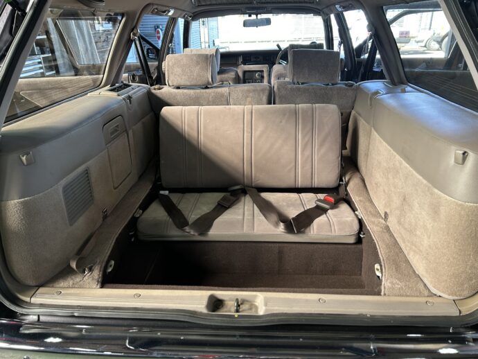 1994年 TOYOTA 130CROWMWAGON ベンコラ 丸目 メッキバンパーの写真24