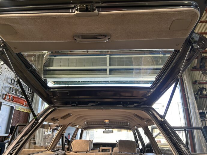 1994年 TOYOTA 130CROWMWAGON ベンコラ 丸目 メッキバンパーの写真25