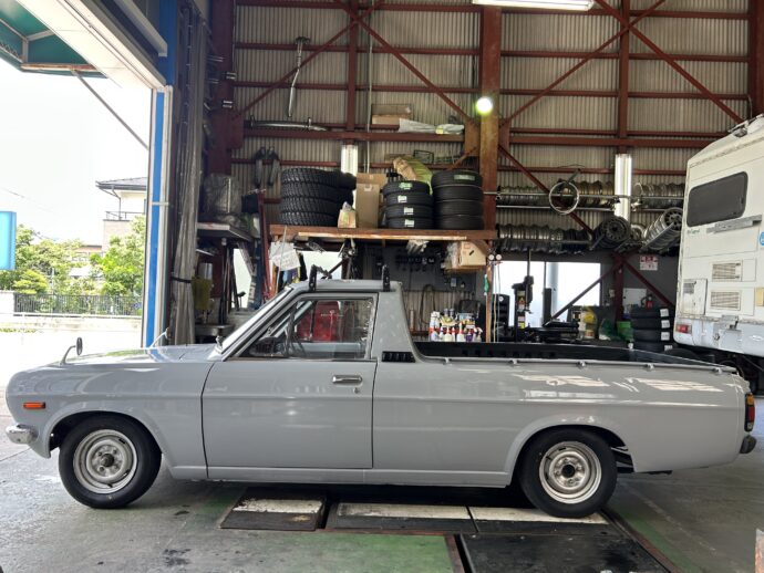 1992年 NISSAN SUNNY TRUCK 後期 ローダウン ローバック5速の写真4