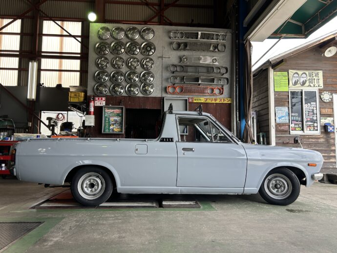 1992年 NISSAN SUNNY TRUCK 後期 ローダウン ローバック5速の写真8