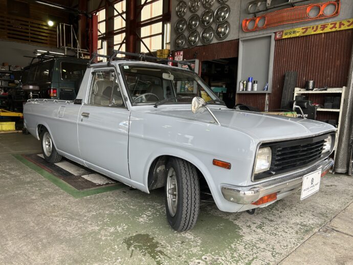1992年 NISSAN SUNNY TRUCK 後期 ローダウン ローバック5速の写真9