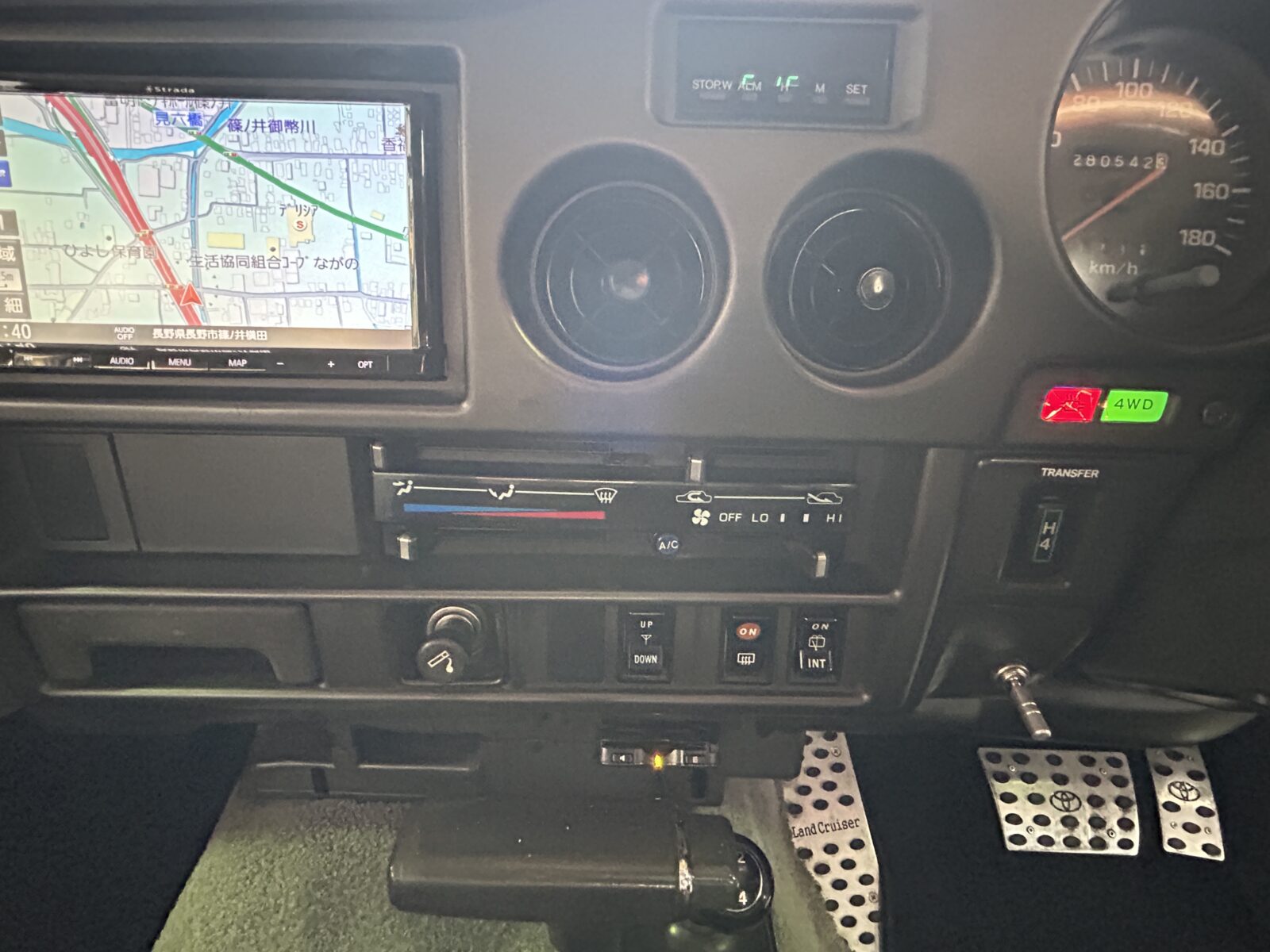1989年 TOYOTA 60ランドクルーザー VXロールーフ換装 ナロー ガソリン NOX・PM適合の写真17