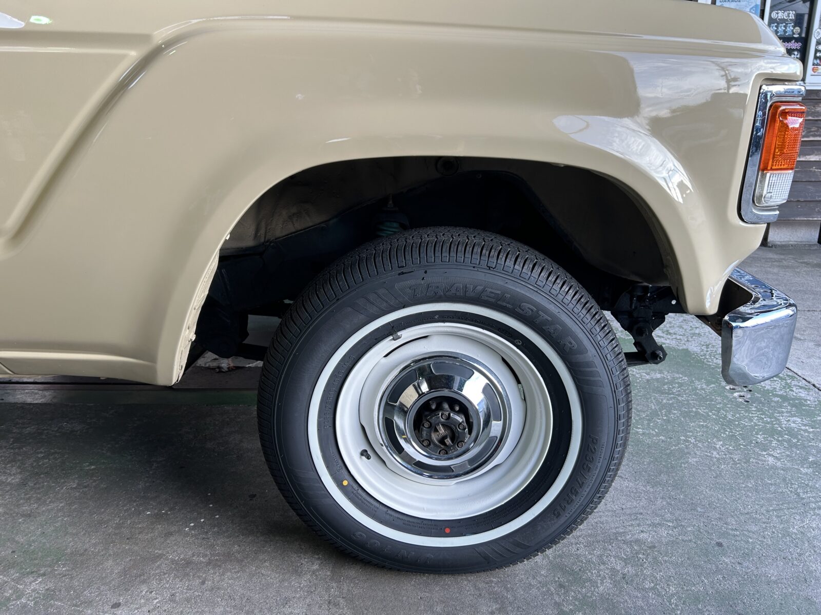 1989年 TOYOTA 60ランドクルーザー VXロールーフ換装 ナロー ガソリン NOX・PM適合の写真30