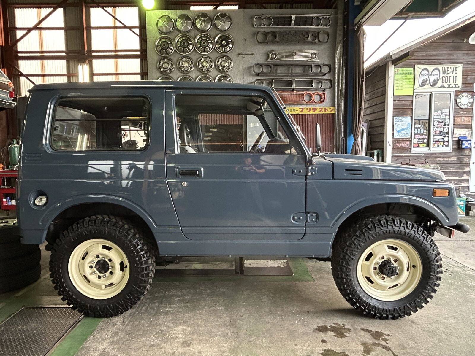 1994年 ジムニー JA11V 660サマーウインドリミテッド 4WD AT 2インチリーフスプリング公認 ジオランダー185/85R16の写真26